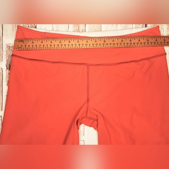 Lululemon Flare Leg Midrise Orange Leggings Size 12  (B4) - Picture 7 of 10
